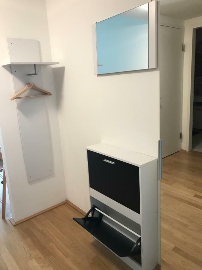 Apartment With Parking On Premise Wenen Buitenkant foto
