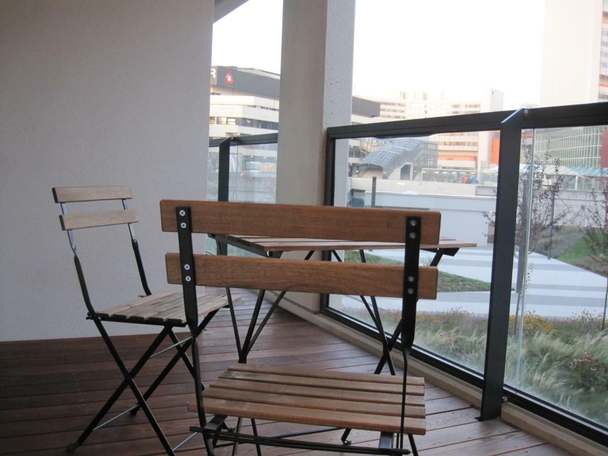 Apartment With Parking On Premise Wenen Buitenkant foto