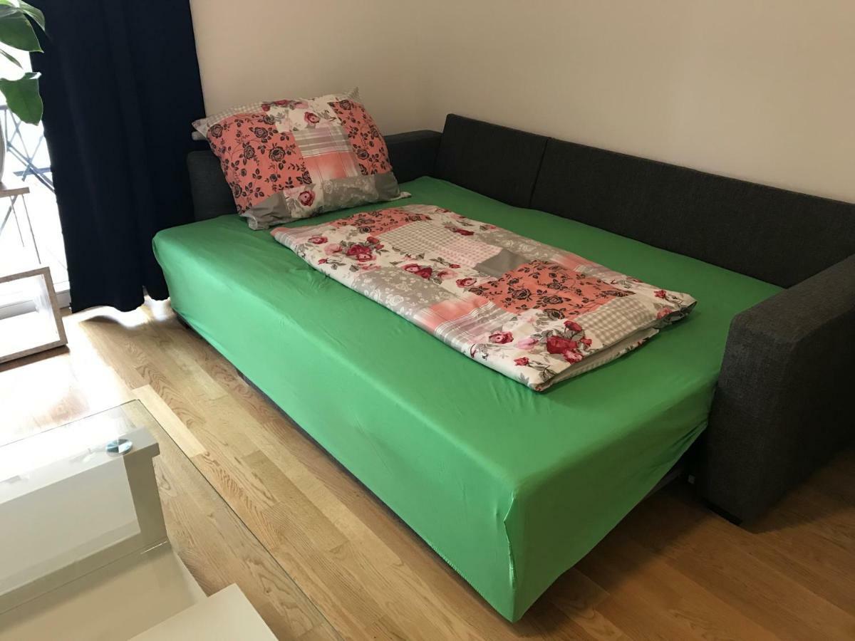 Apartment With Parking On Premise Wenen Buitenkant foto