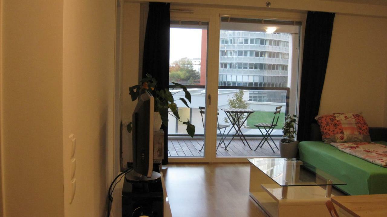 Apartment With Parking On Premise Wenen Buitenkant foto