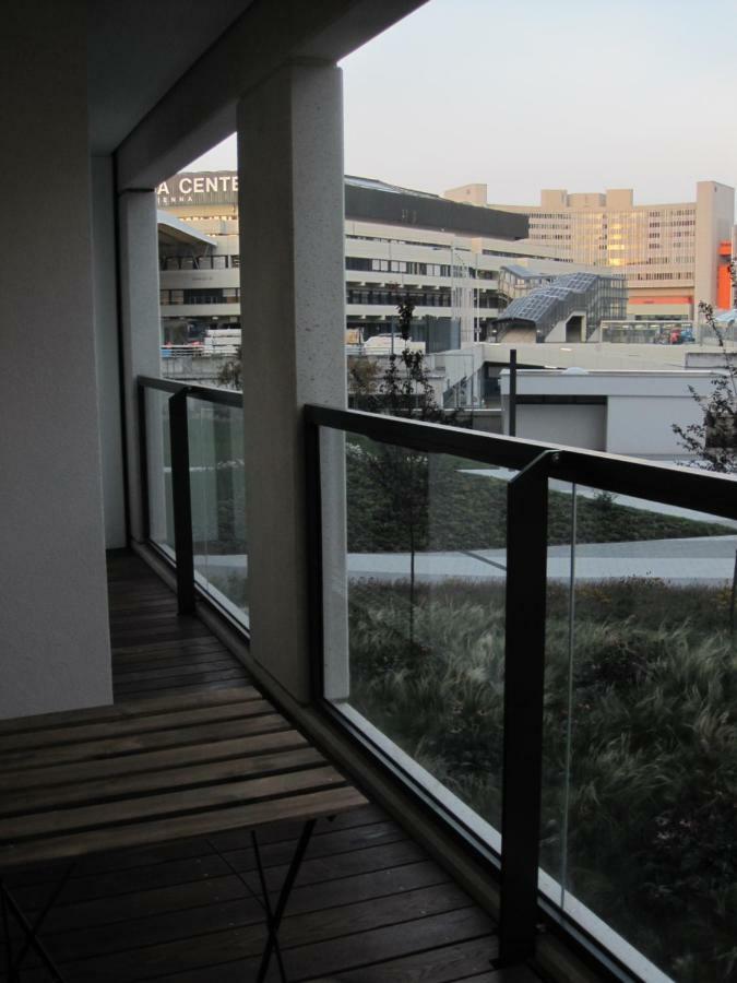 Apartment With Parking On Premise Wenen Buitenkant foto